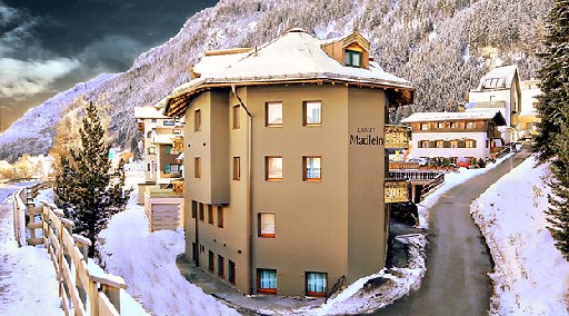 Hotel Chalet Madlein